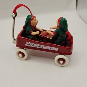 Vintage 1999 Radio Flyer Elves in Wagon Ornament 2 1/2" Tall x 3 1/4" Long